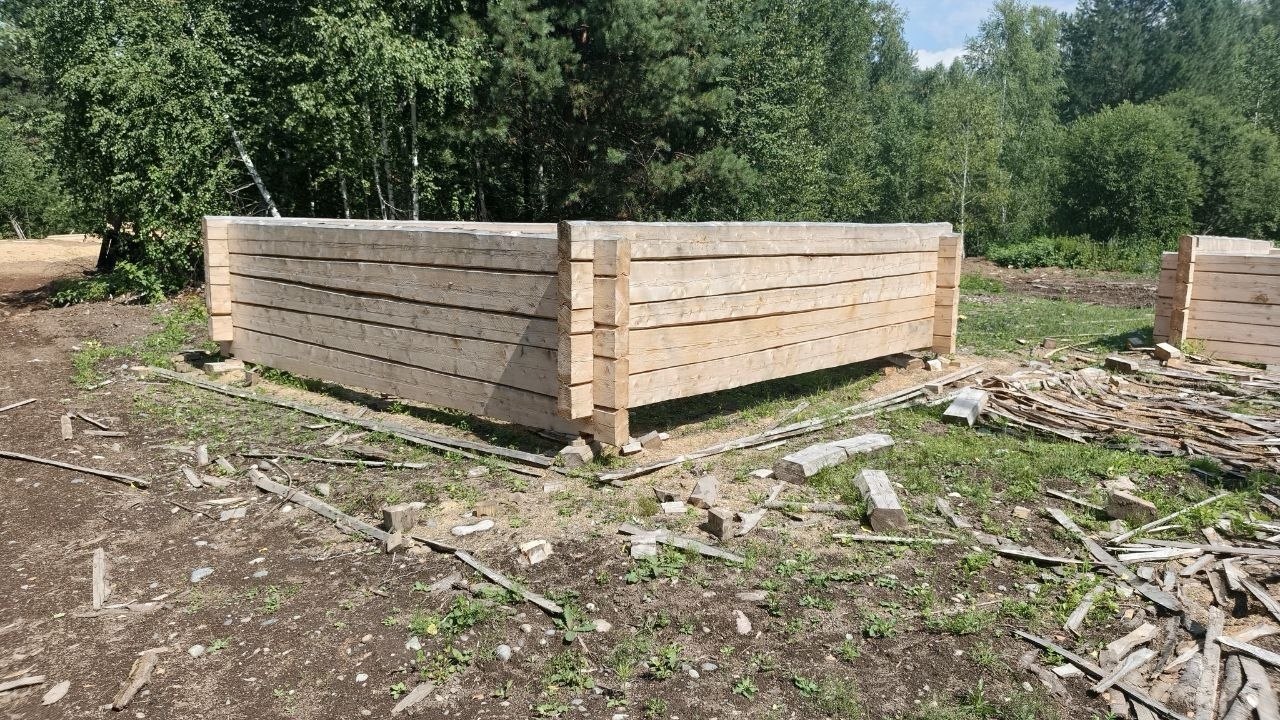Угловое соединение сруба из лафета